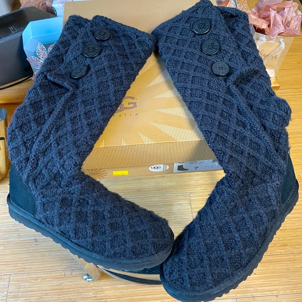 Ugg black lattice cardy sweater boots